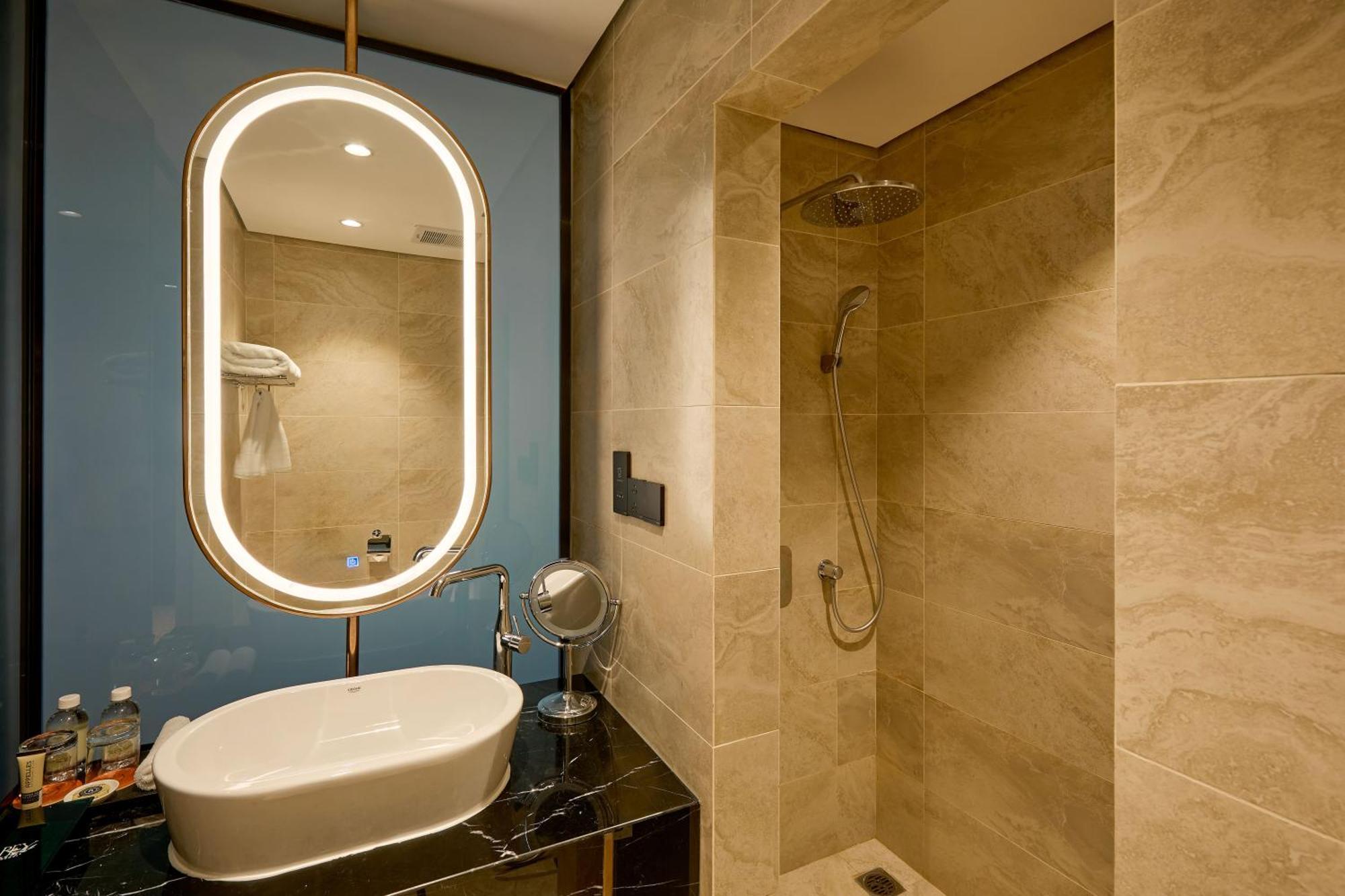 Rey Hotel ハノイ市 エクステリア 写真